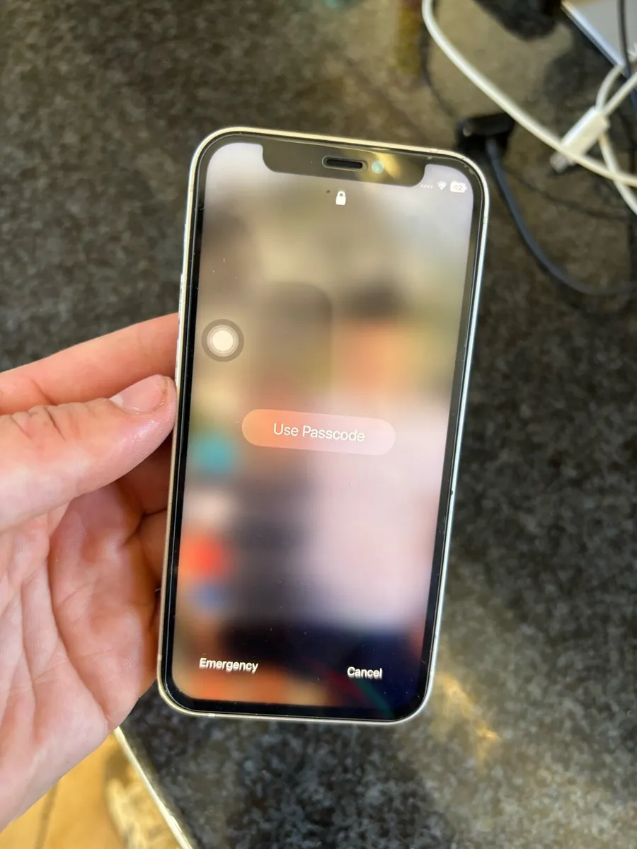 iPhone 12 mini - Image 1