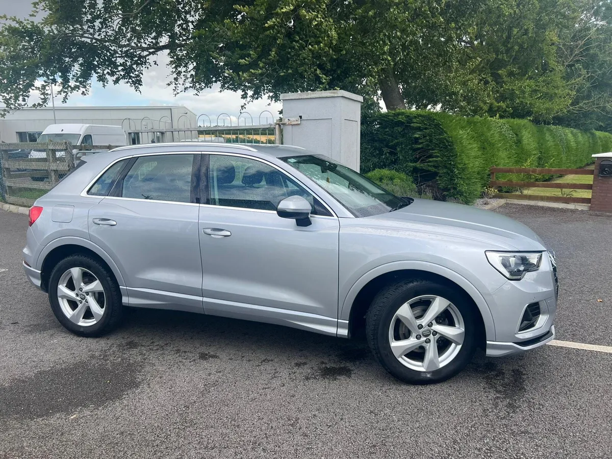 Audi Q3 SE 2019 - Image 3