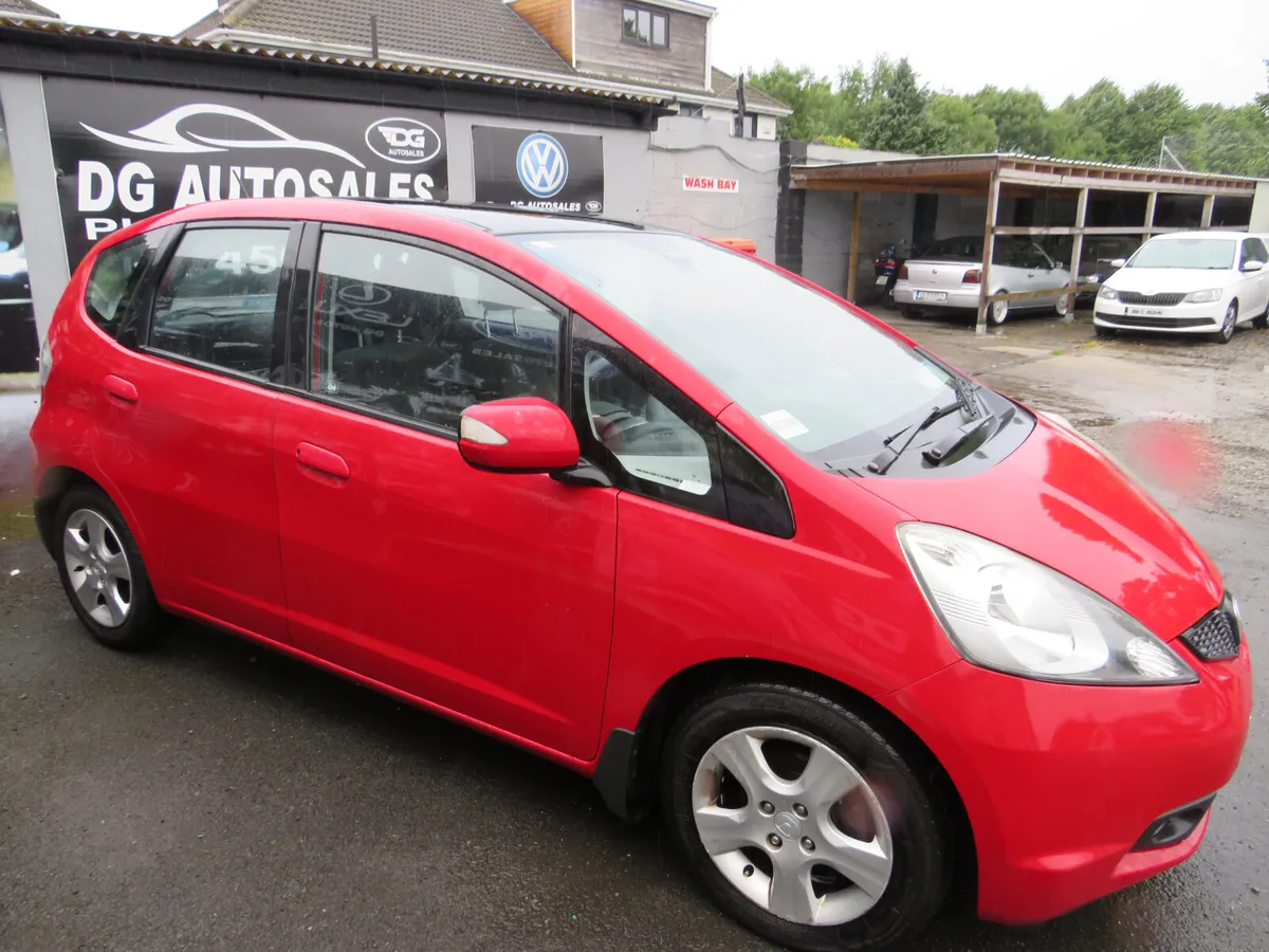 Honda Jazz 2010 5DR PETROL AUTOMATIC - Image 4