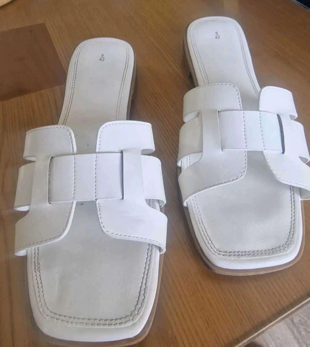 Ladies slider sandals sz 8 or 42 - Image 1