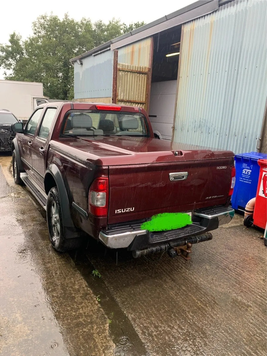 2005 Isuzu rodeo / D-max 3.0 td for parts - Image 3