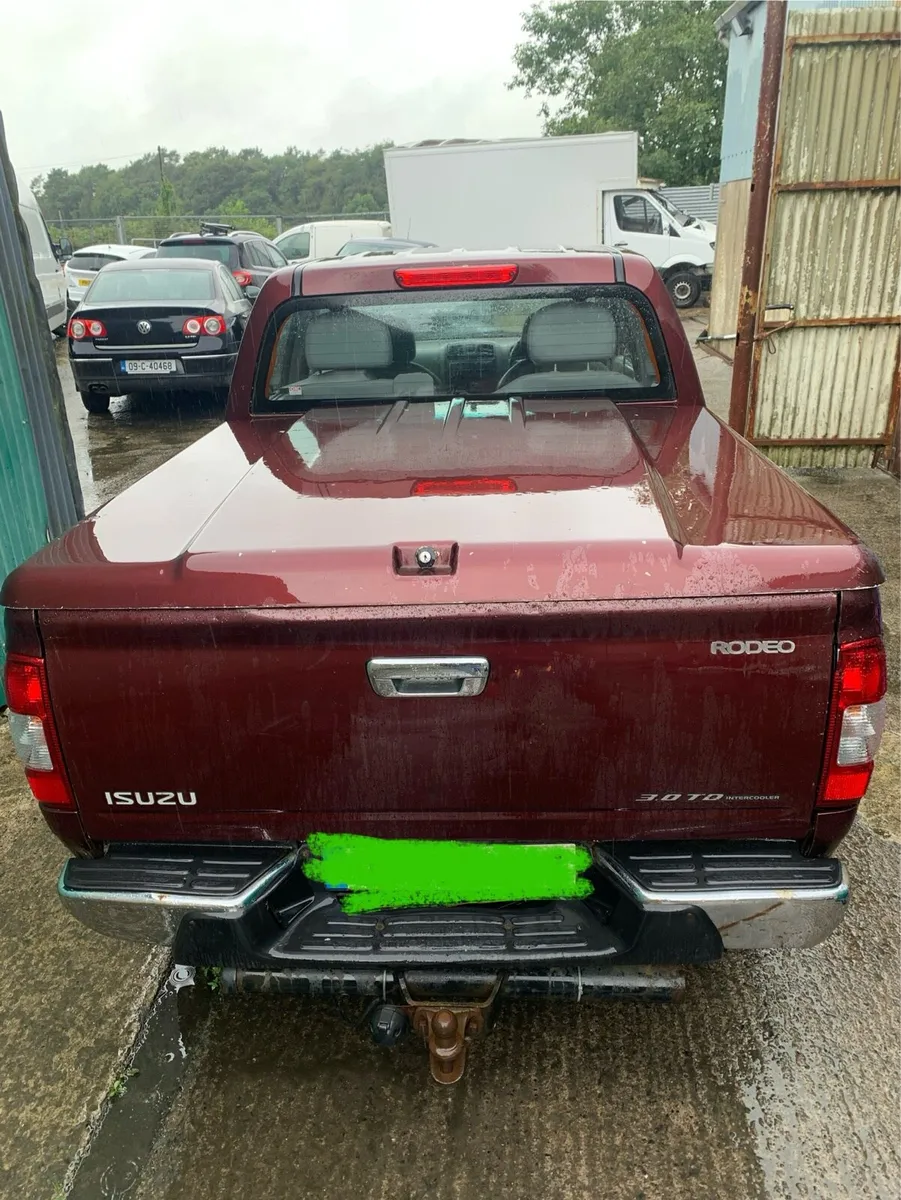 2005 Isuzu rodeo / D-max 3.0 td for parts - Image 4