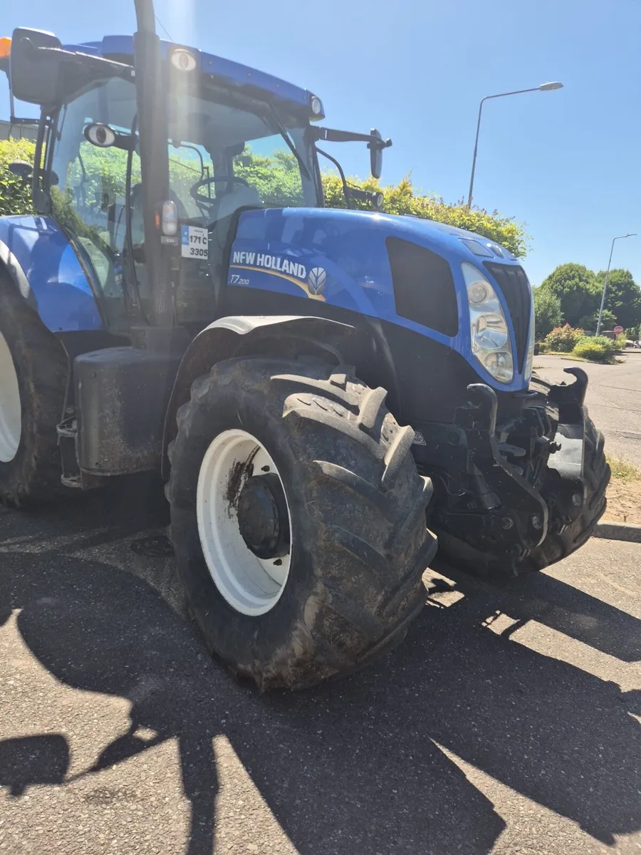 New Holland T7.200 - Image 1