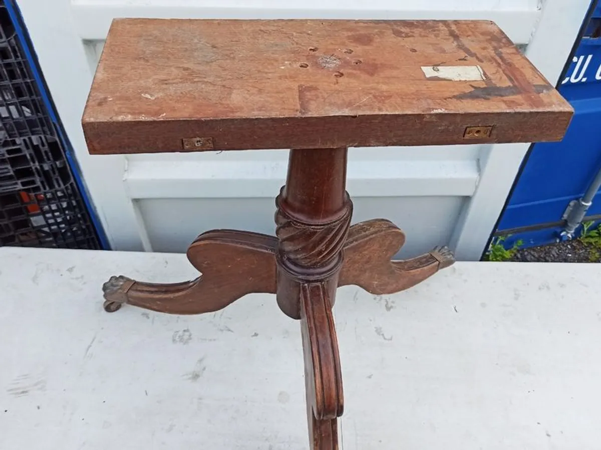 Vintage hardwood table base on 3 legs with brass claw foot castors - Image 4