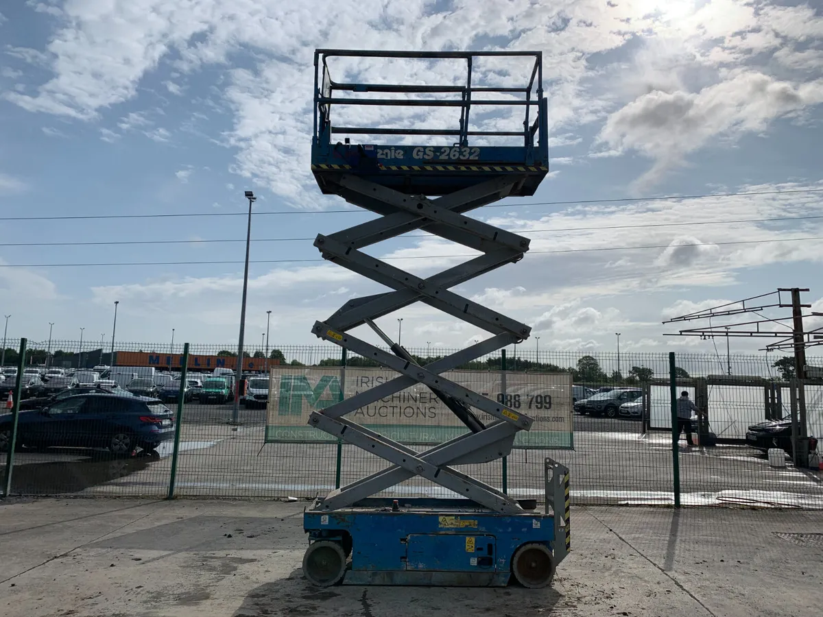 2007 GENIE GS-2632 SCISSORS LIFT FOR AUCTION TOMOR - Image 1
