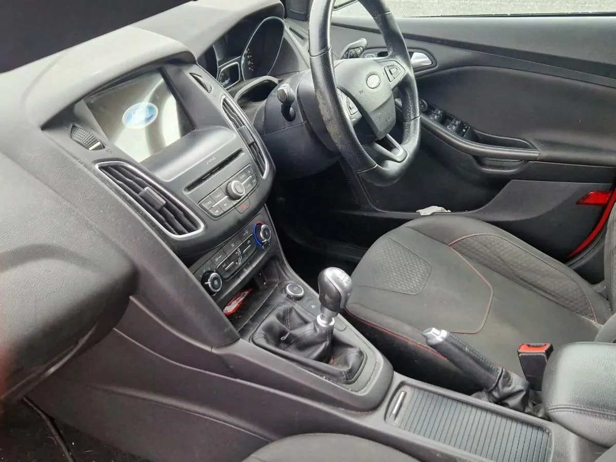 Car - Image 3