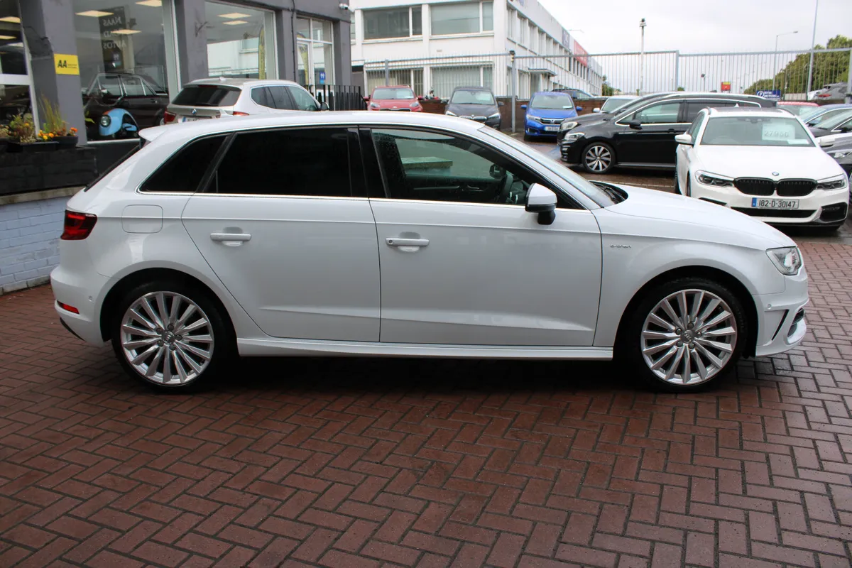 2015 AUDI A3 I-TRON - Image 3