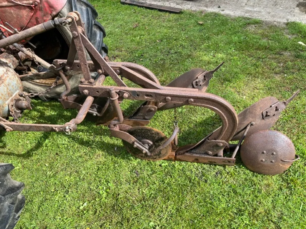 MF 2 furrow plough - Image 2