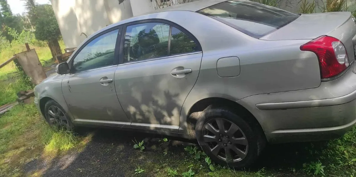 Toyota Avensis 2007 - Image 2