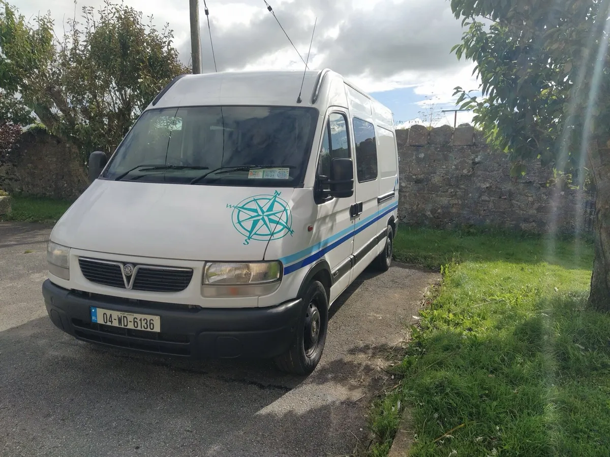 Camper - Image 2