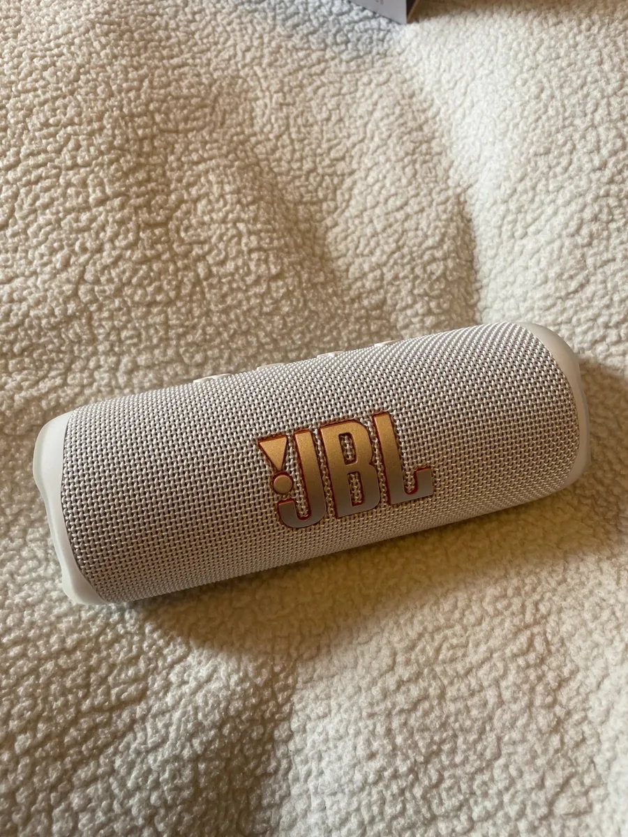 Speaker - Image 1