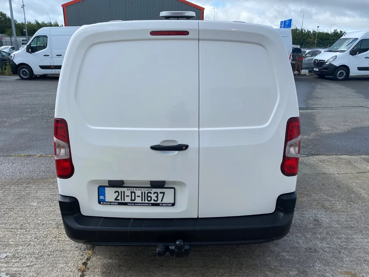 2021 Opel Combo 1.5 75BHP - Image 4