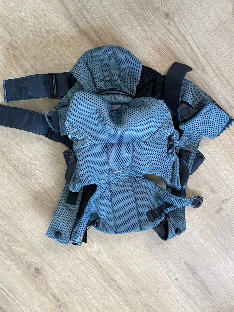 Babybjorn baby carrier - Image 2