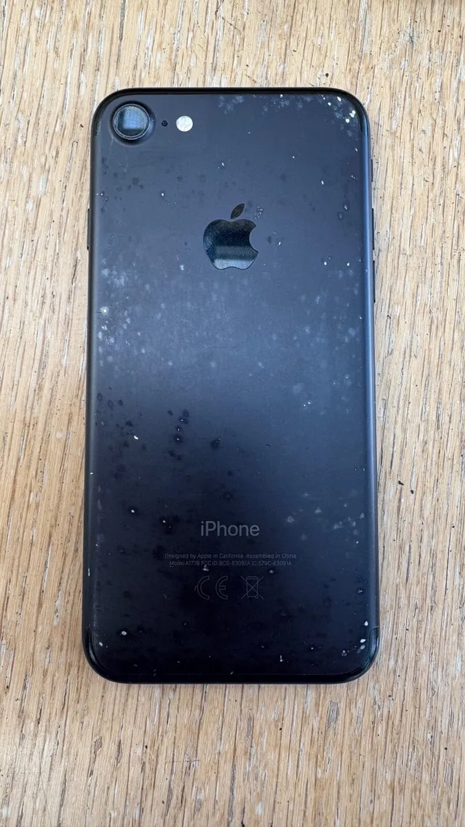 iPhone 7 Black 64 - Image 3