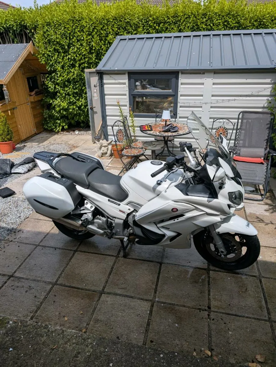 Yamaha FJR 1300 - Image 1