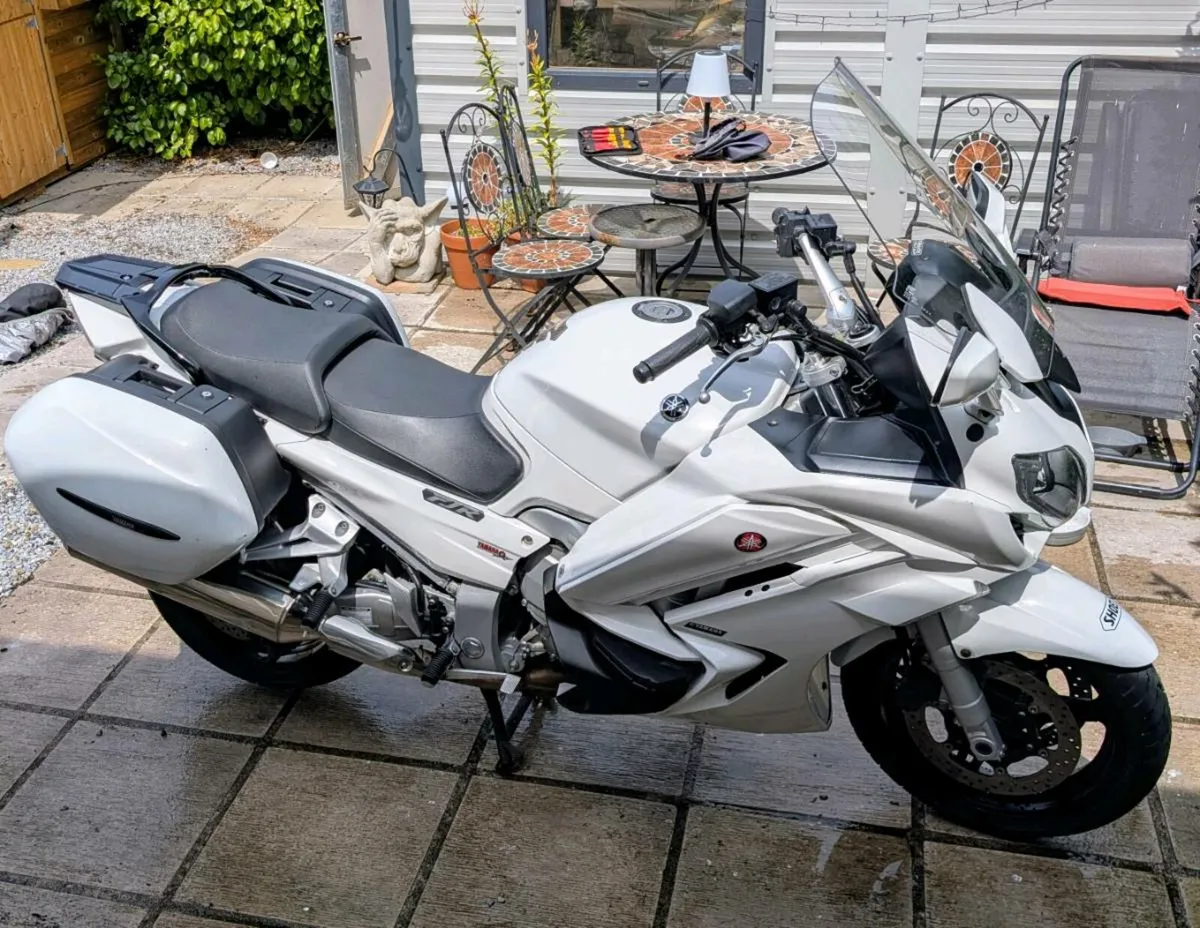 Yamaha FJR 1300 - Image 2