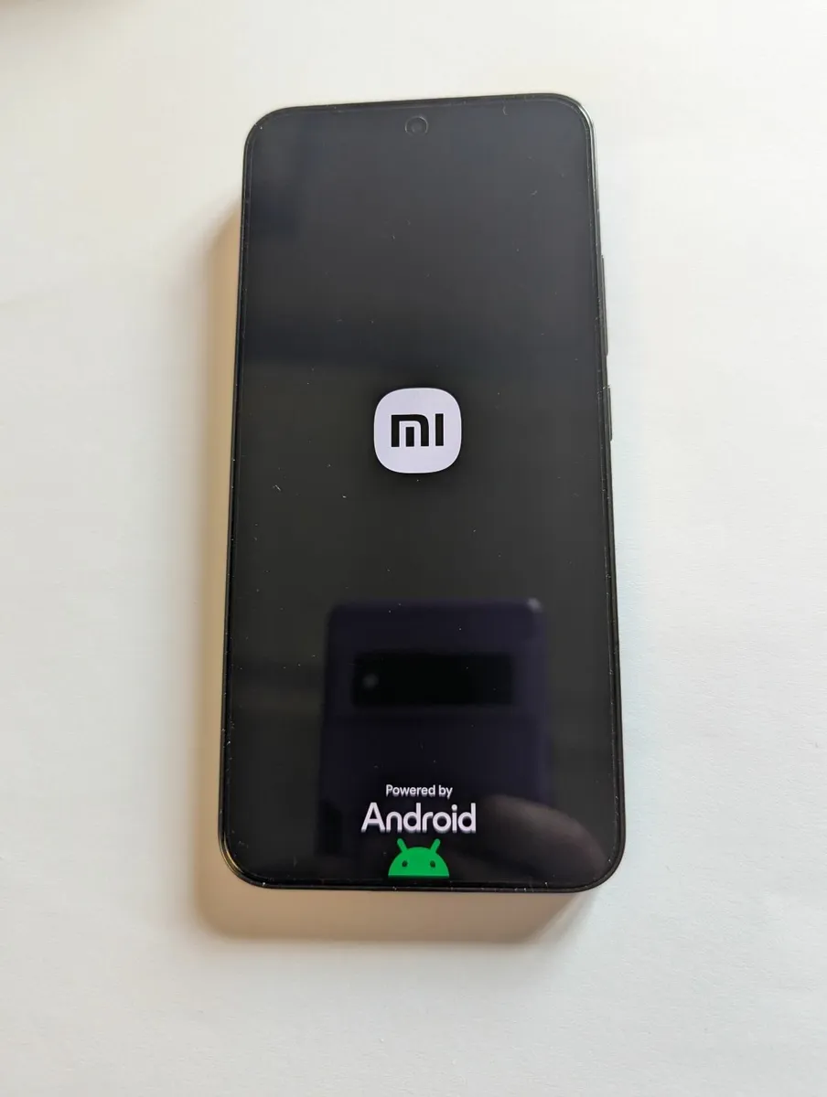 Xiaomi 14 Mobile Phone, 5G, with Leica technology - Image 3