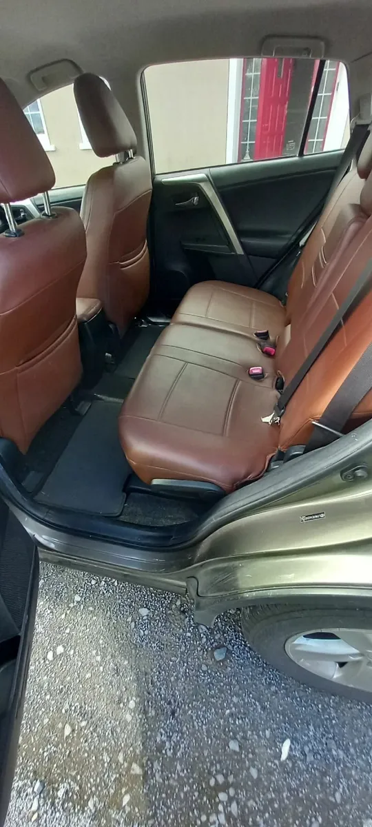 Toyota RAV4 2013 - Image 1