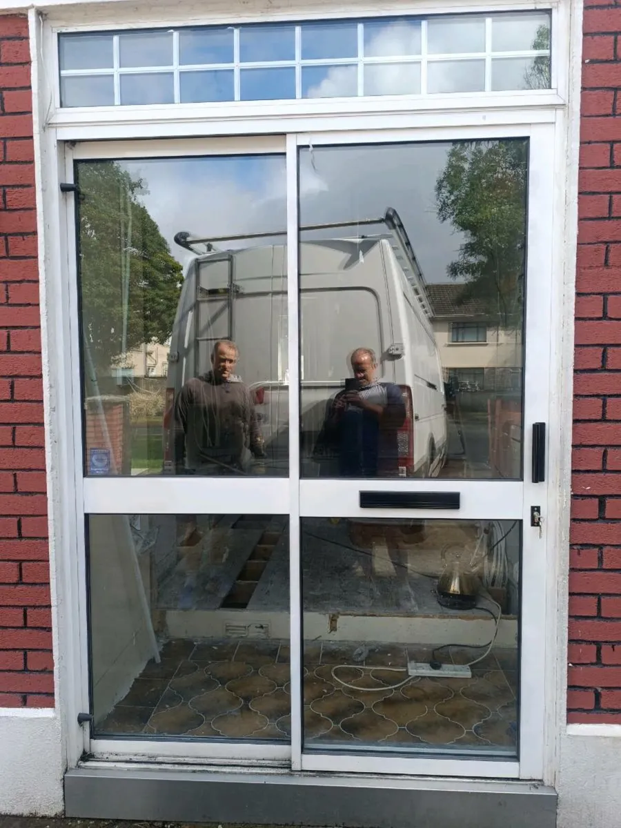 Front Sliding door - Image 3