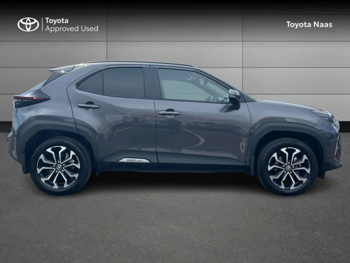 Toyota Yaris Cross YARIS CROSS L-SPORT MONO - Image 3