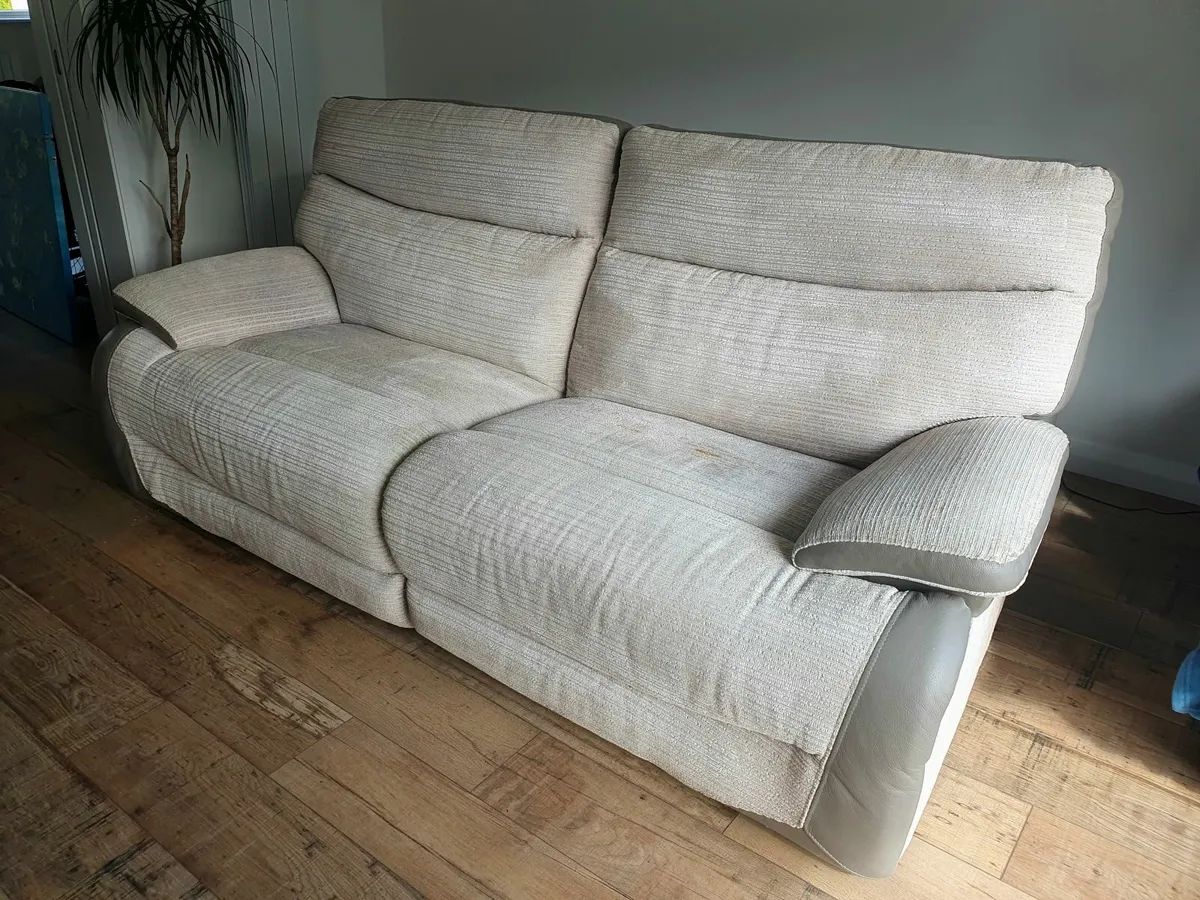 Couch - Image 3
