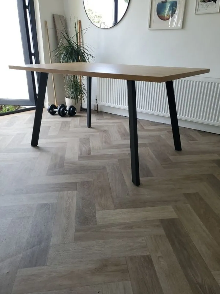 Kitchen Table - Image 3
