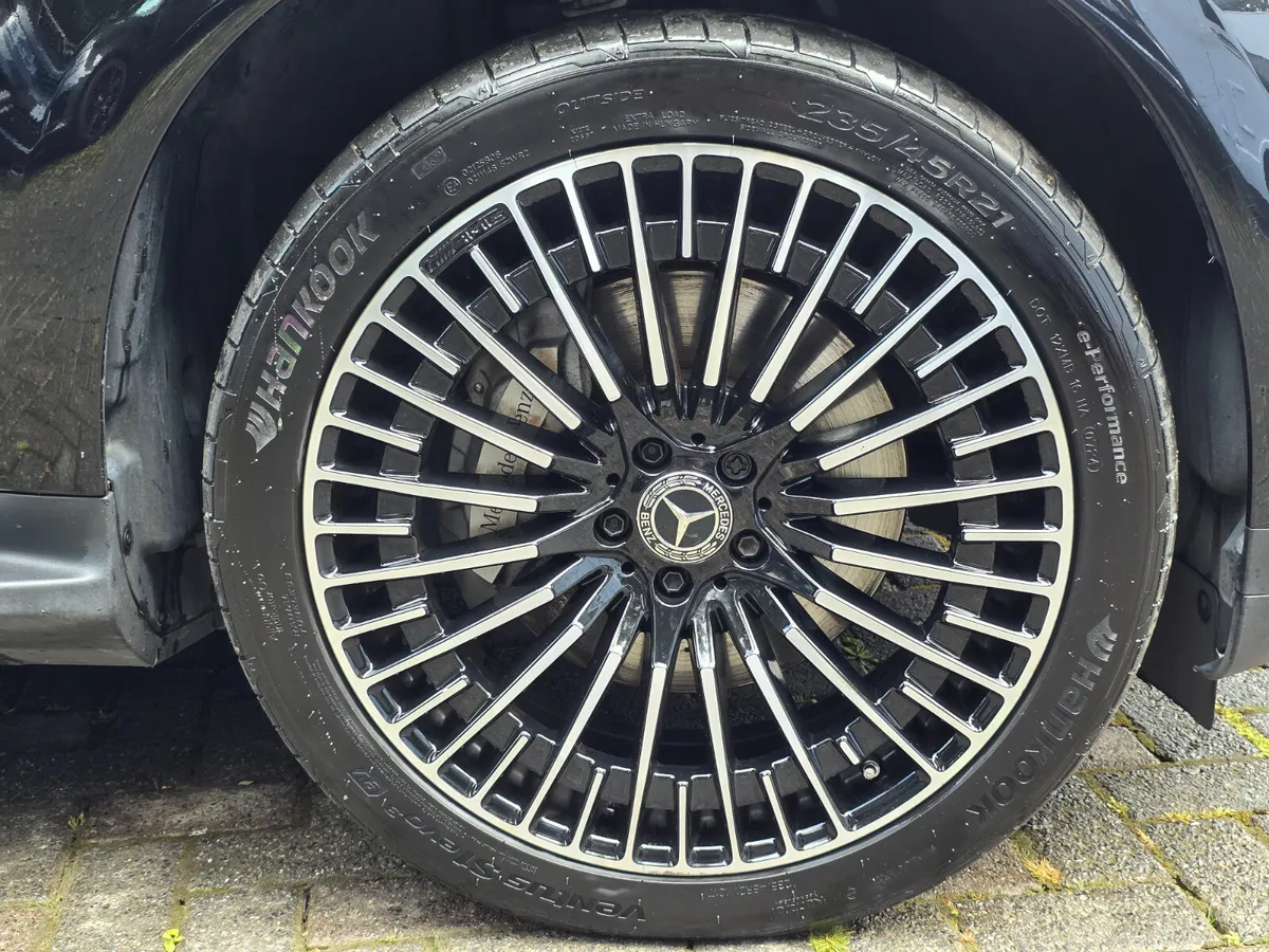 2021 MERCEDES EQC 400  AMG LINE PREMUIM AUTO. - Image 4
