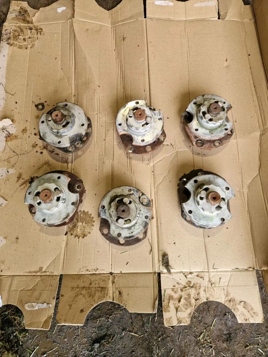 Krone safe cut hubs