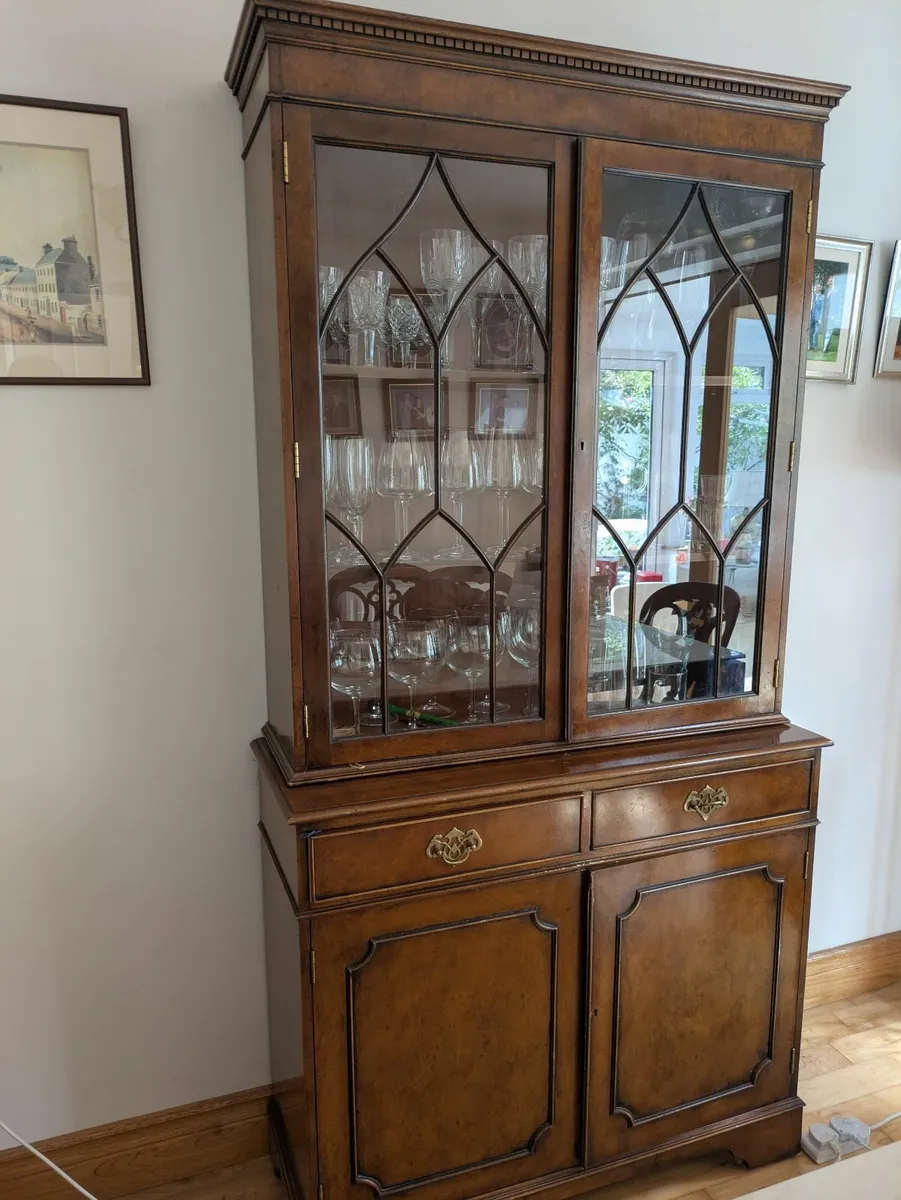 Display cabinet - Image 2