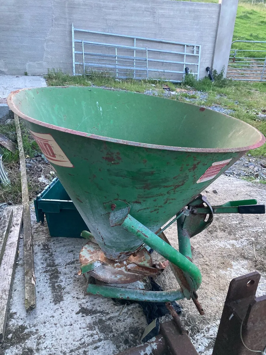 fertilizer sower - Image 4