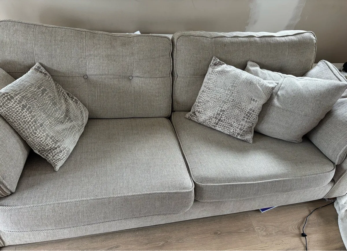 Sofa - Image 4