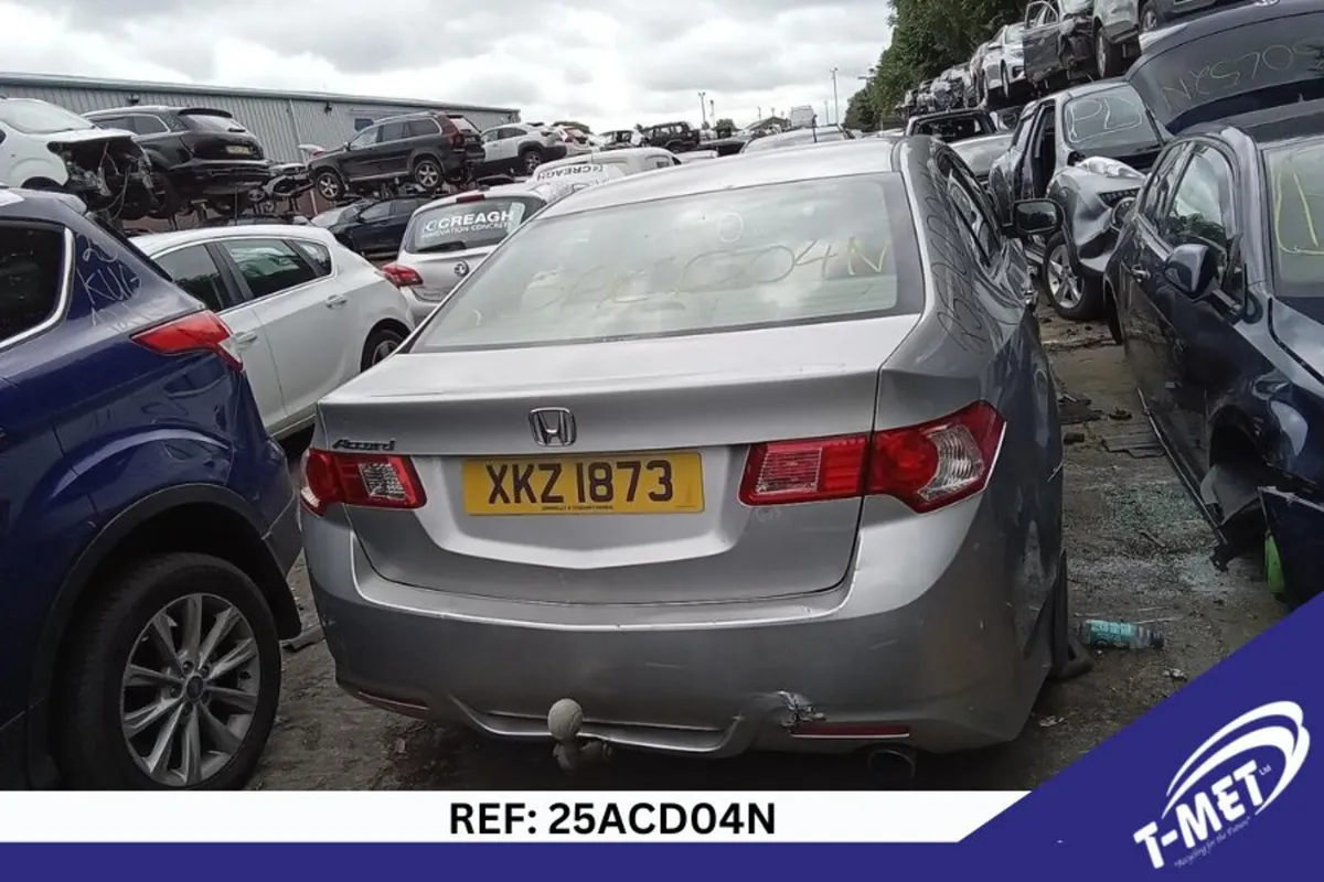 2009 HONDA ACCORD BREAKING FOR PARTS - Image 2
