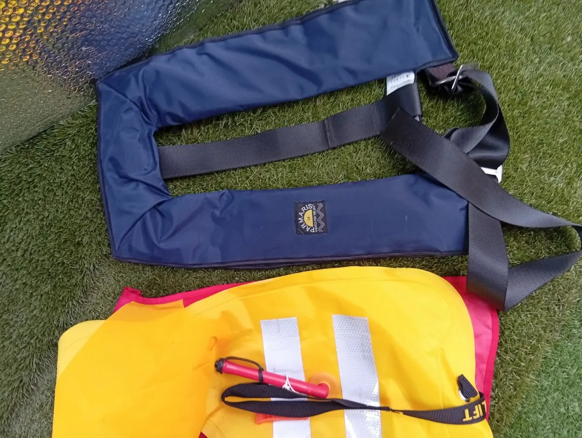 Quality Automatic Life Jacket Vests - Image 3
