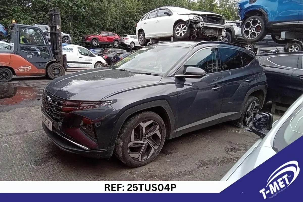 2024 HYUNDAI TUCSON BREAKING FOR PARTS - Image 1
