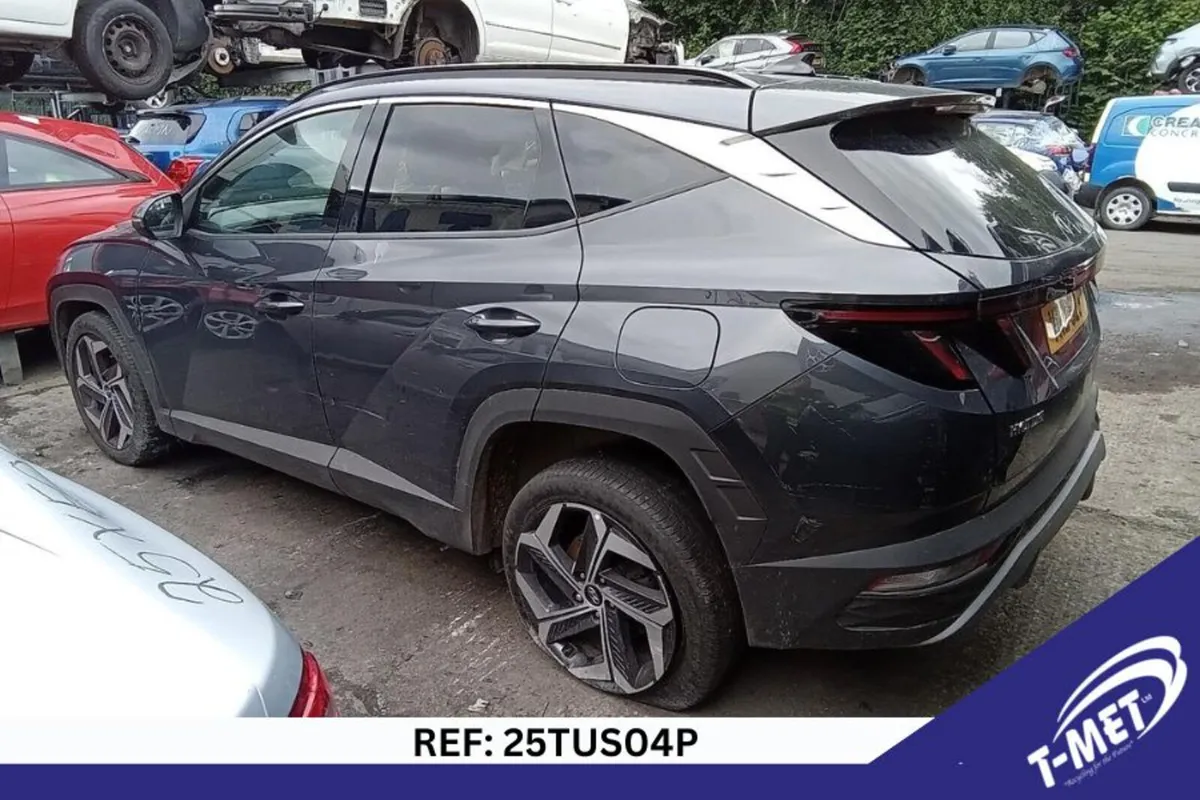 2024 HYUNDAI TUCSON BREAKING FOR PARTS - Image 2