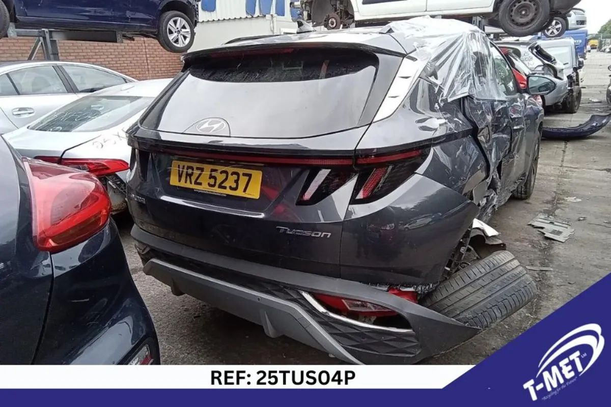 2024 HYUNDAI TUCSON BREAKING FOR PARTS - Image 3