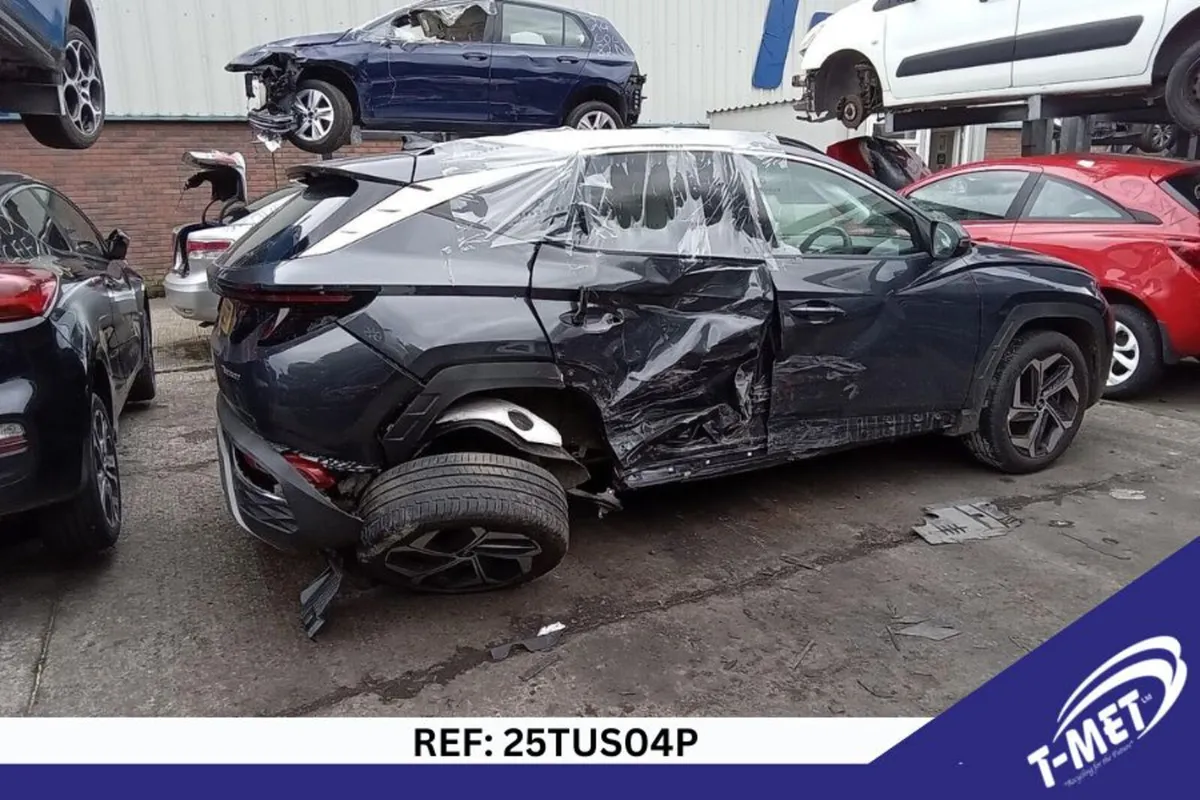 2024 HYUNDAI TUCSON BREAKING FOR PARTS - Image 4
