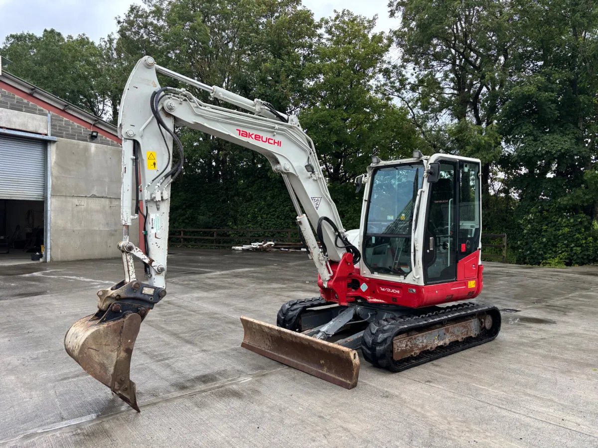 2020 TAKEUCHI TB260 - Image 4