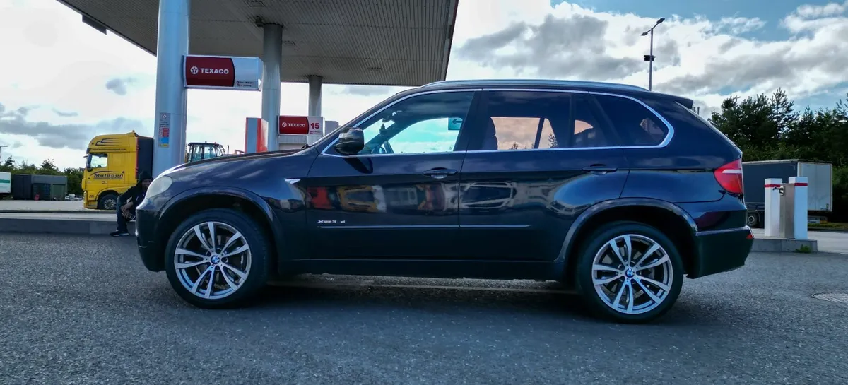 BMW X5 2009 - Image 3