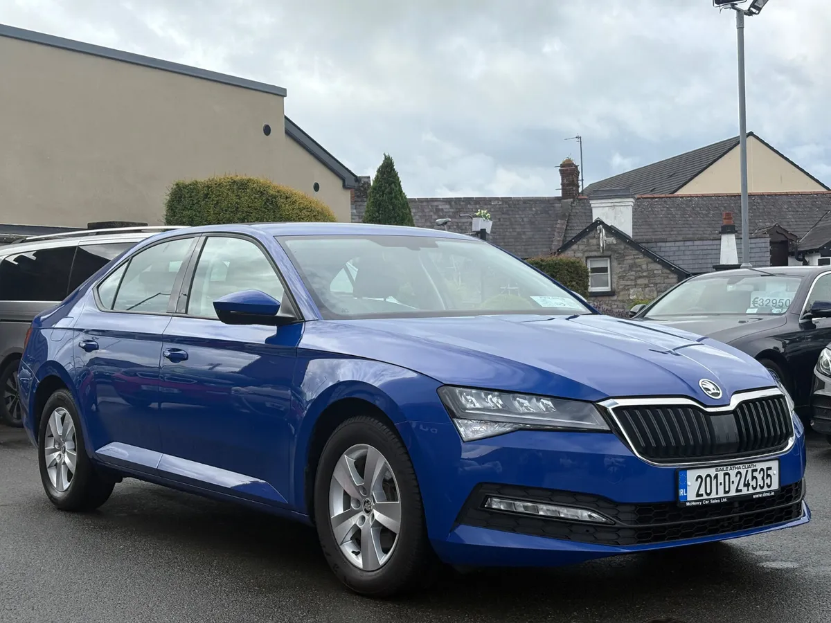 201 Skoda Superb Active 1.5TSI 150BHP *Low Mileage - Image 3
