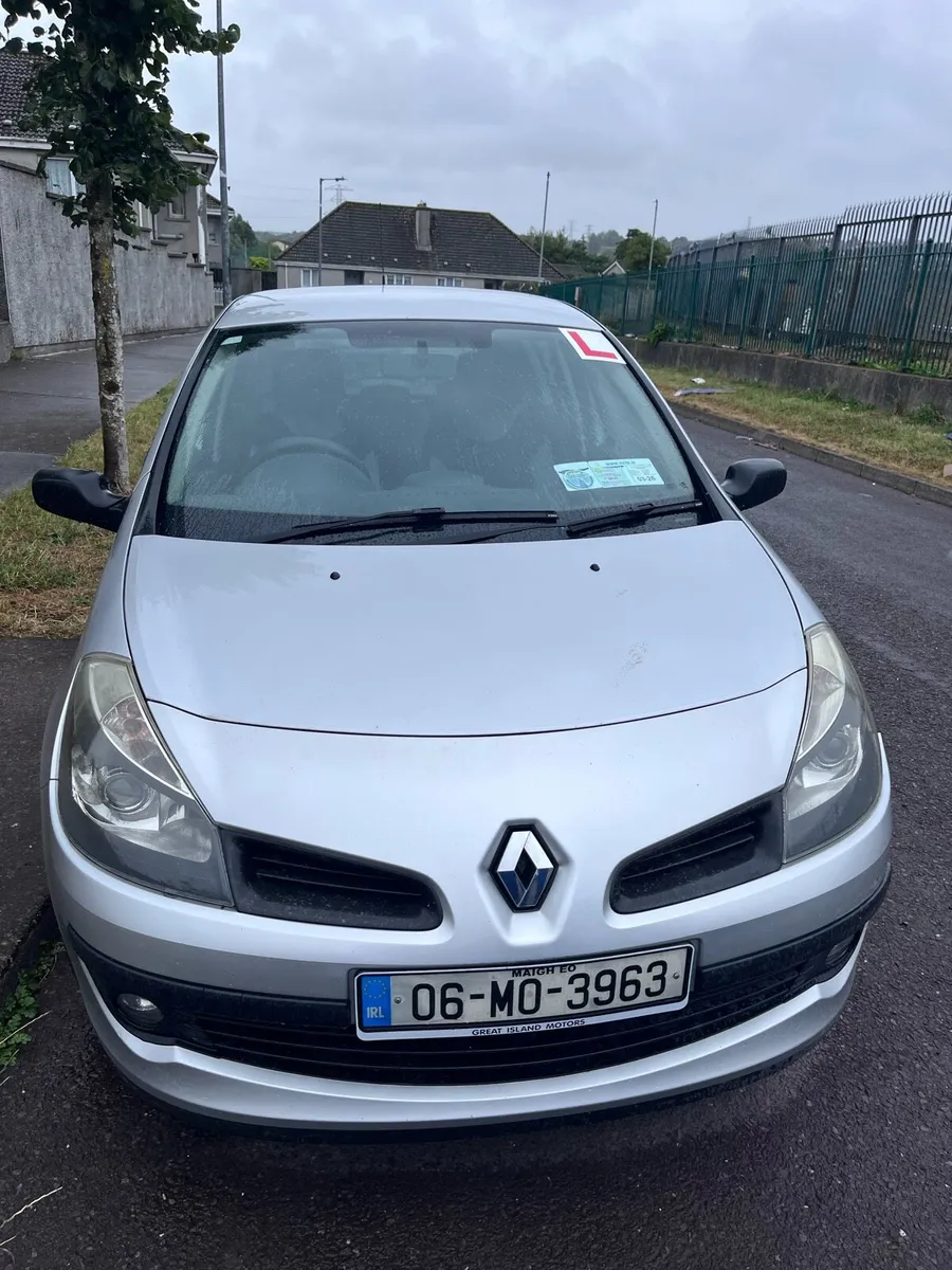 Renault Clio 2006 - Image 1