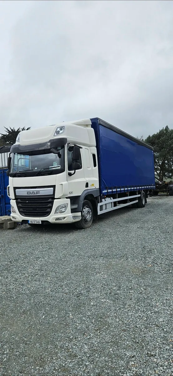 DAF Curtainsider - Image 2