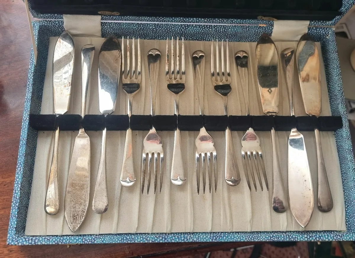 Silver Plated Cake/Pastry Set - Image 1