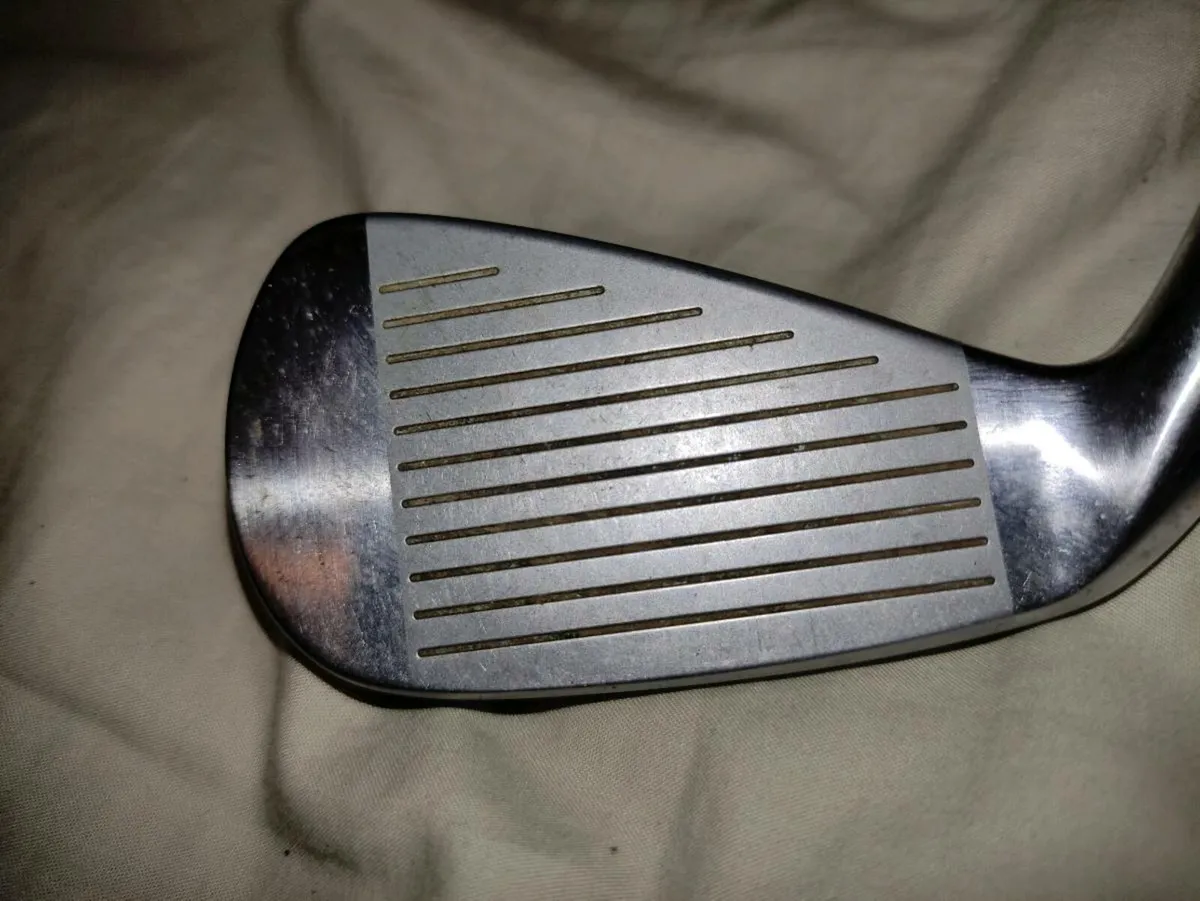 Mizuno 3 driving Iron - Image 2