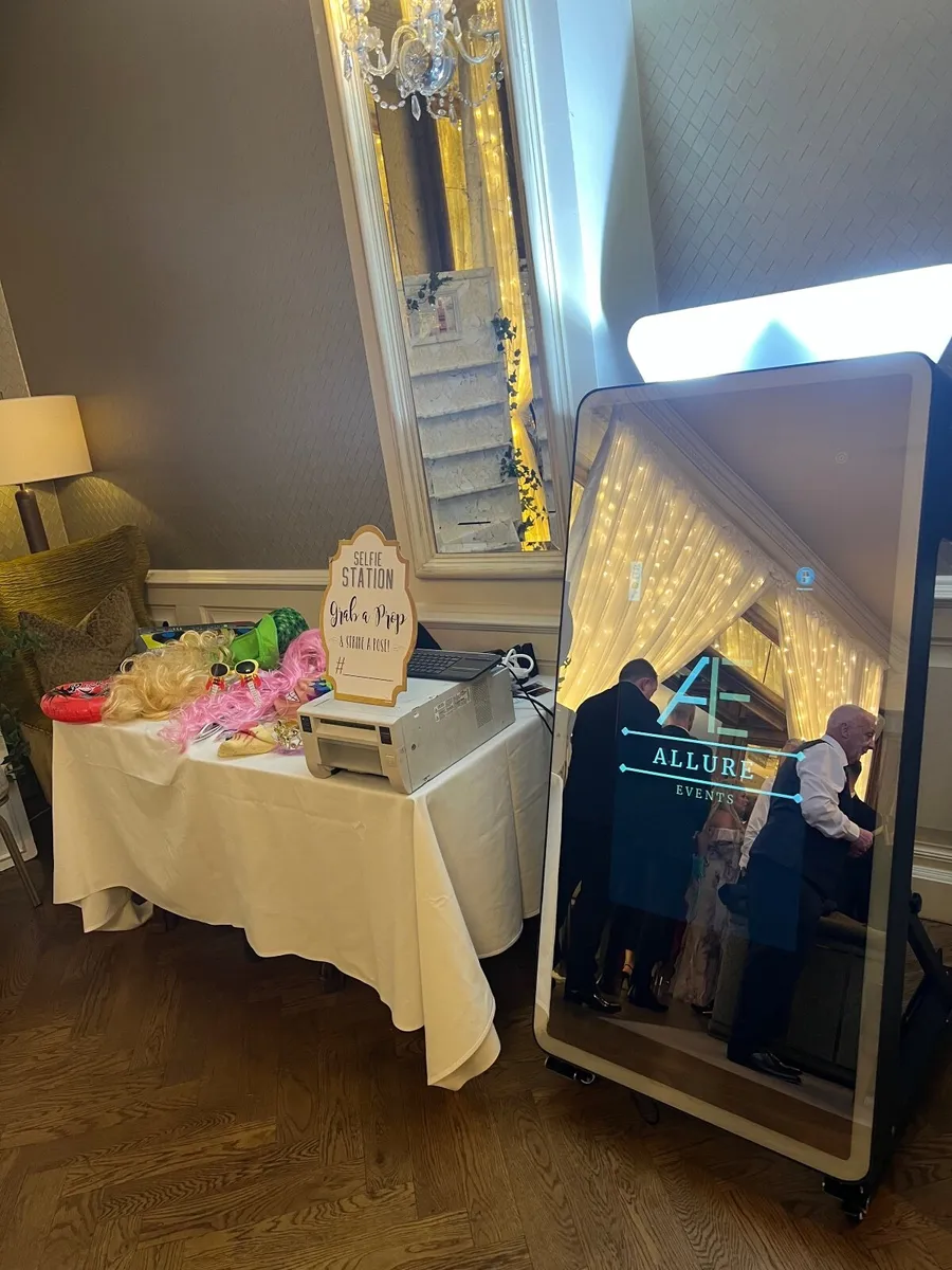 Selfie Mirror Photobooth - Image 2