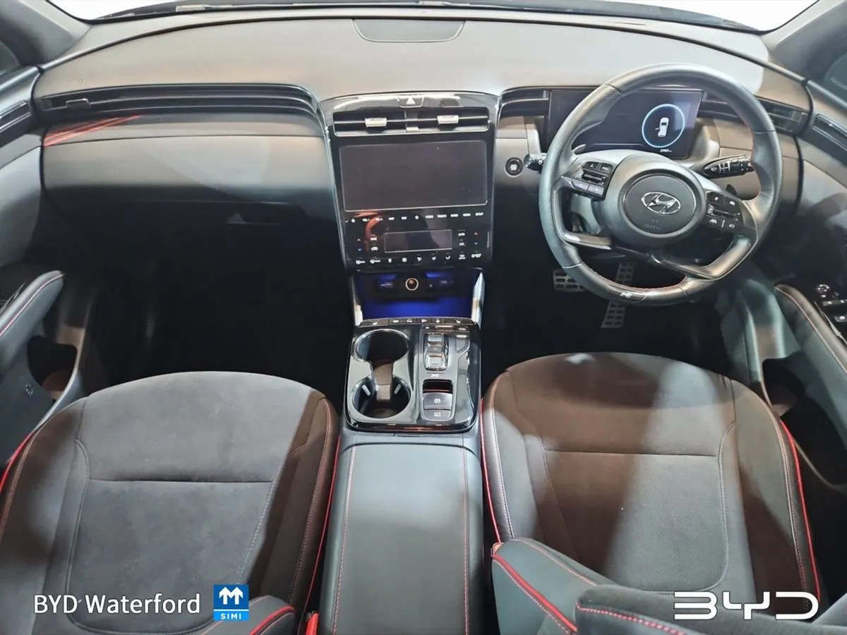 Hyundai Tucson  4wd N Line   plug in Hybrid  - Cr - Image 3