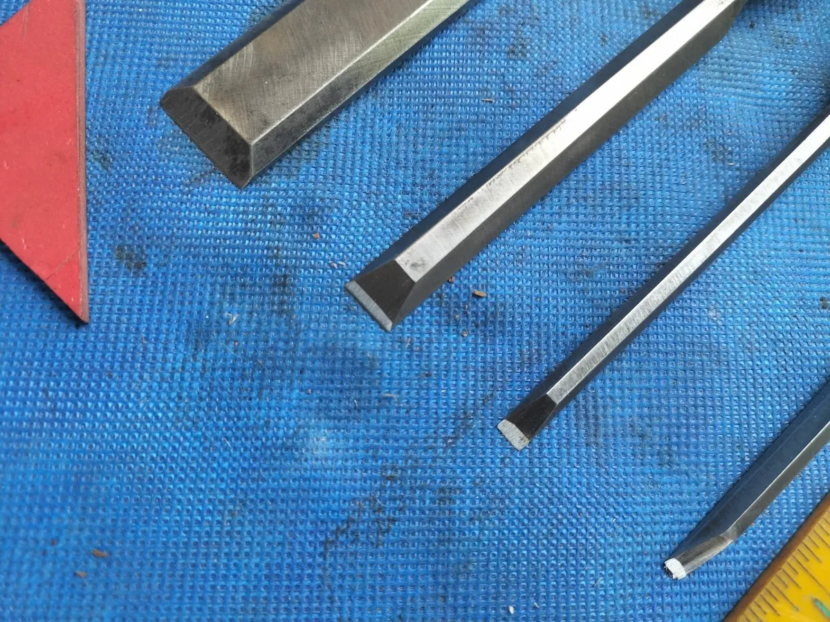 4 Bevel Edged Chisels by Stanley - Image 2