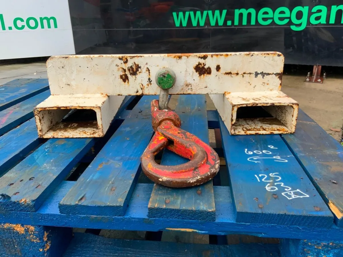 FORK LIFT / CRANE LIFTING ATTACHMENT......3785. - Image 3