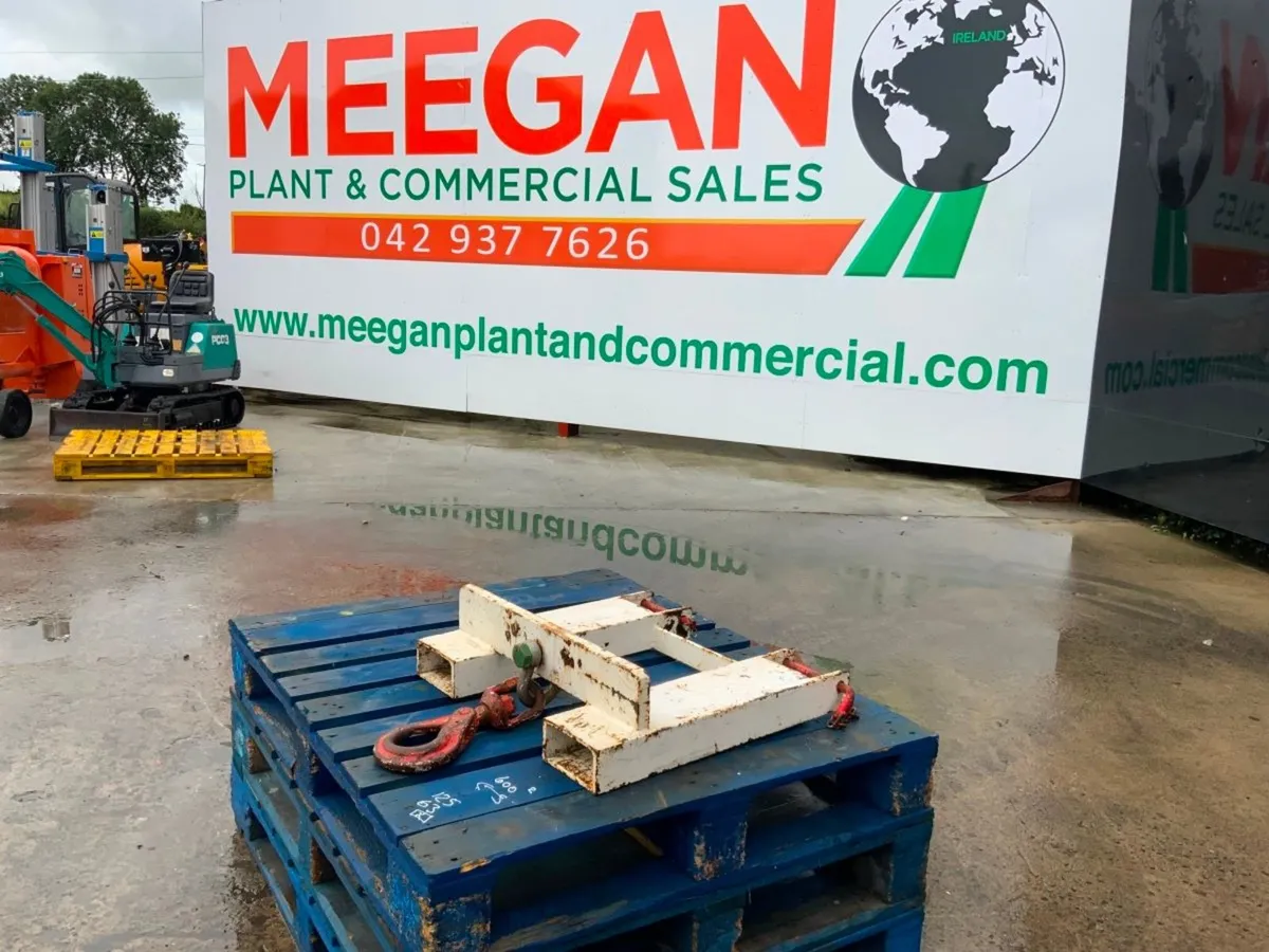 FORK LIFT / CRANE LIFTING ATTACHMENT......3785. - Image 2