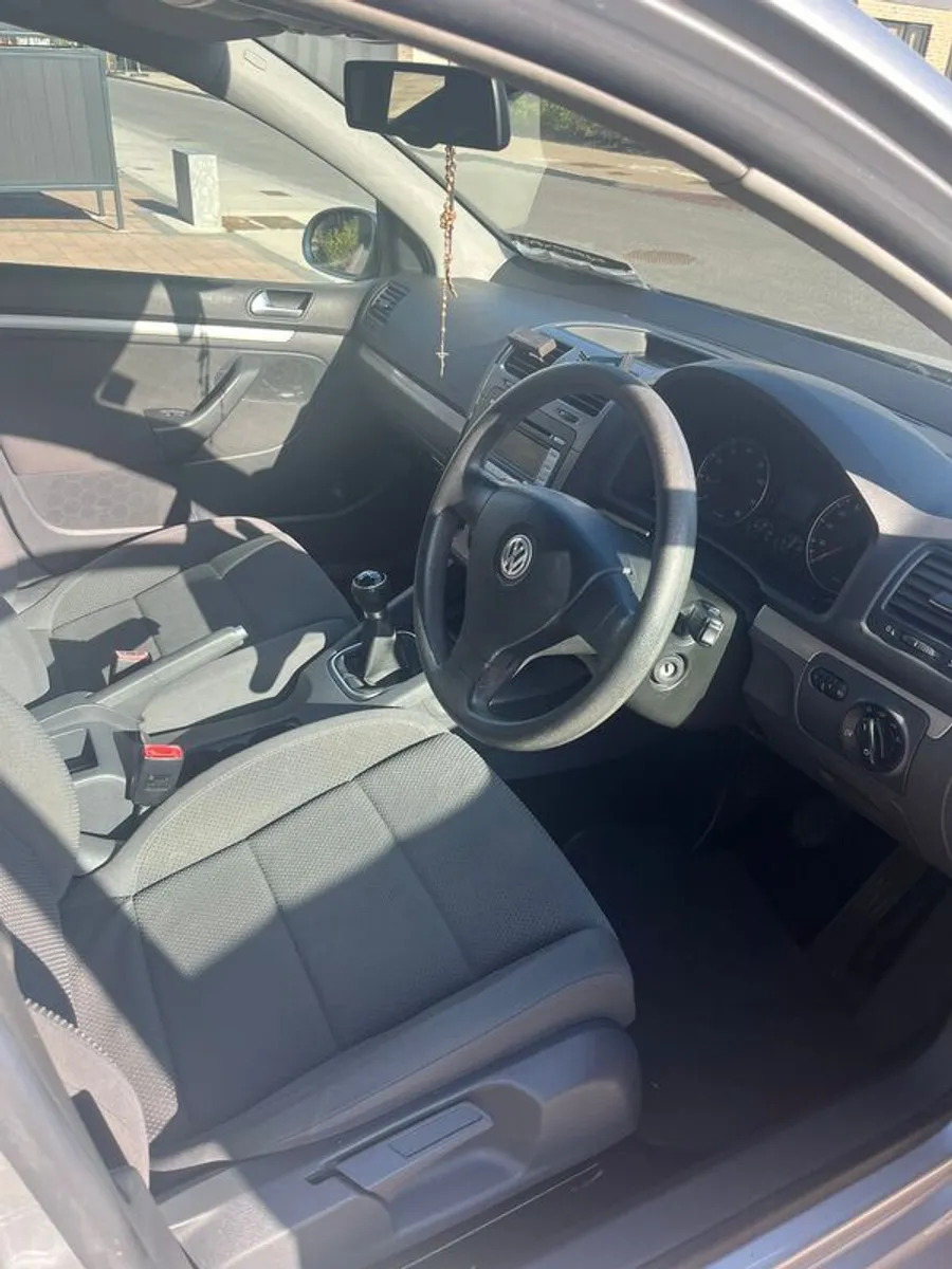 Reliable & Economical 2007 VW Golf 1.4 Petrol - Image 2